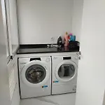 Til דירה